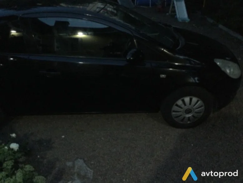 Фото 1 - Opel Corsa 2008