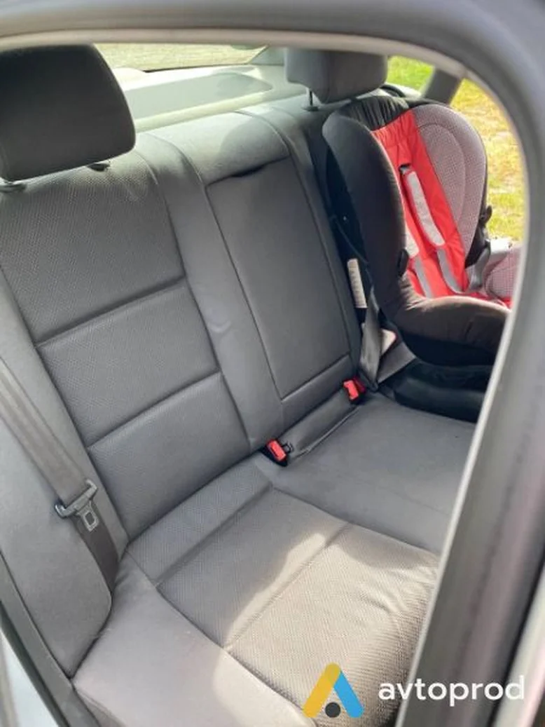 Фото 3 - Audi A4 2003