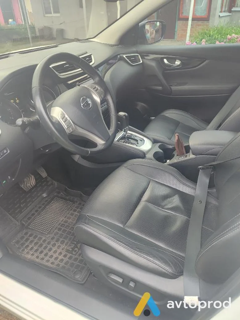 Photo 4 - Nissan Qashqai 2015