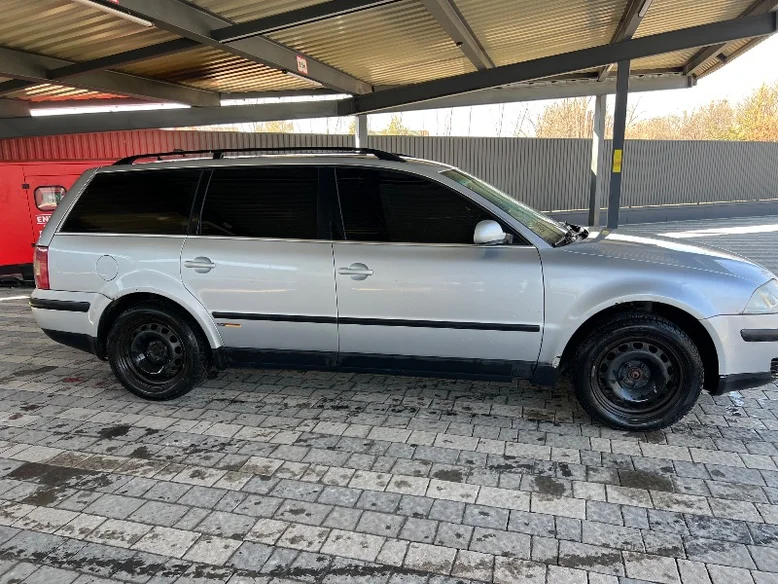 Фото 4 - Volkswagen Passat 2003