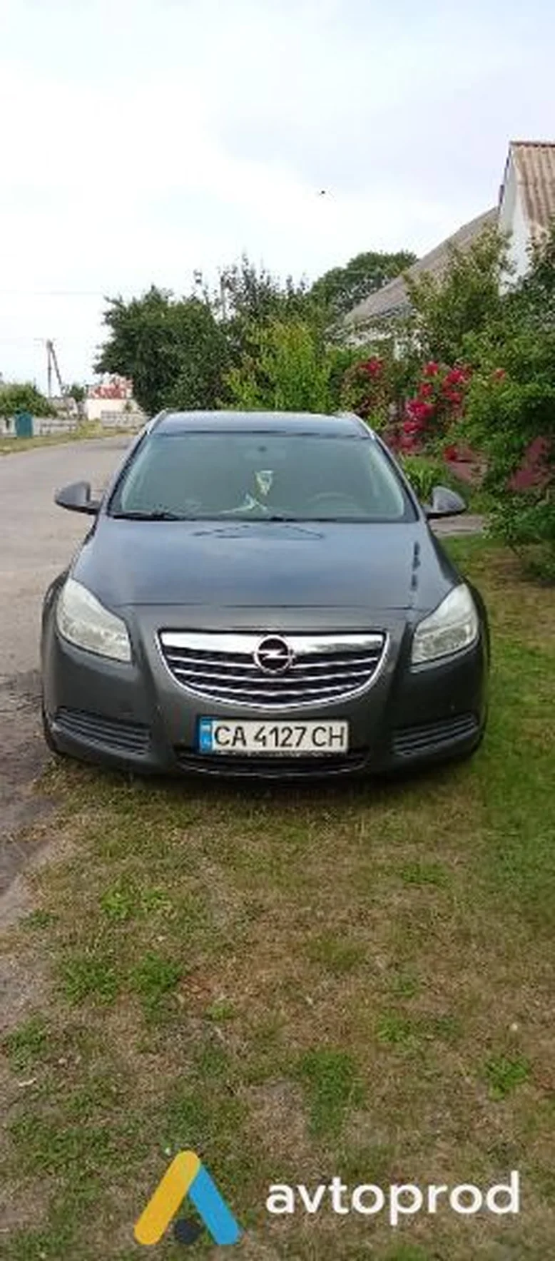 Фото 1 - Opel Insignia 2011