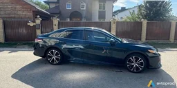 Фото 4 - Toyota Camry 2018