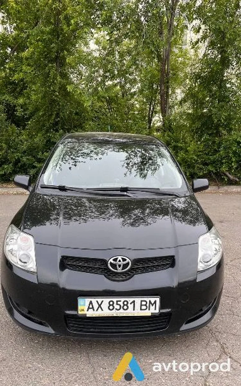 Фото 1 - Toyota Auris 2008