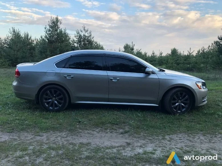 Фото 4 - Volkswagen Passat 2012