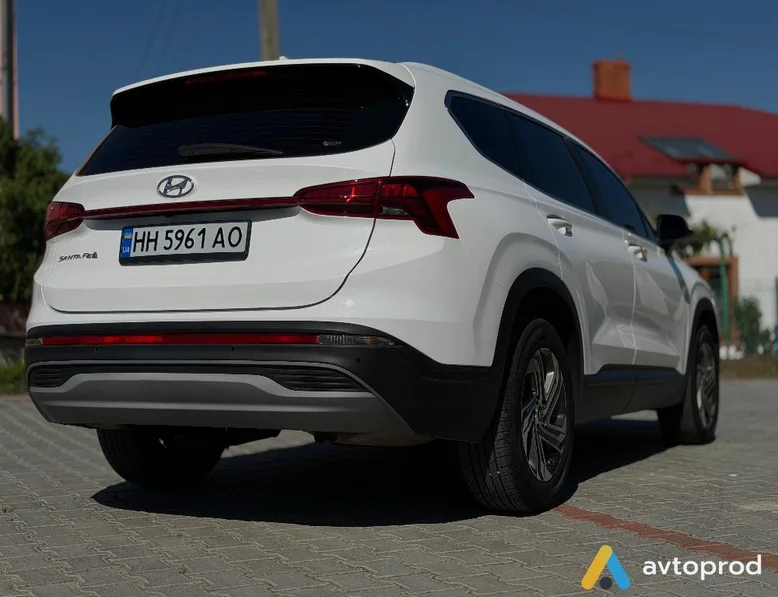 Photo 4 - Hyundai Santa FE 2020