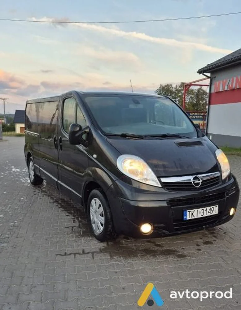 Фото 2 - Opel Vivaro 2013