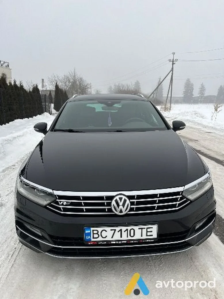 Фото 1 - Volkswagen Passat 2018
