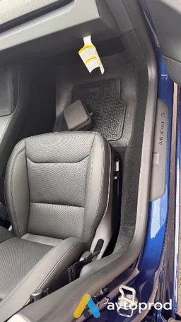 Photo 3 - Tesla Model 3 2024