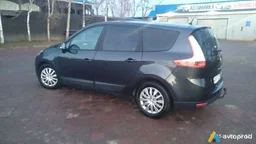 Photo 2 - Renault Grand Scenic 2010