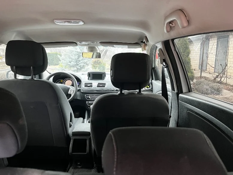 Фото 4 - Renault Megane 2011