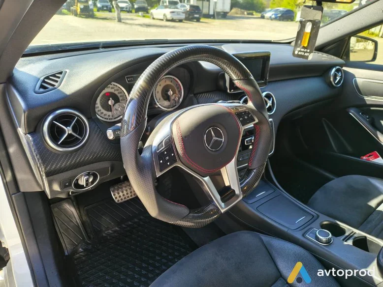 Фото 4 - Mercedes-Benz A-class 2014