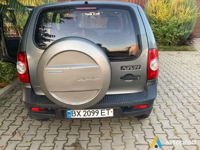 Фото 2 - Chevrolet Niva 2012