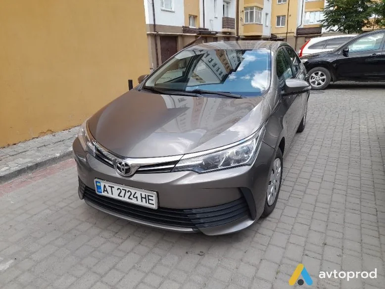 Фото 1 - Toyota Corolla 2016
