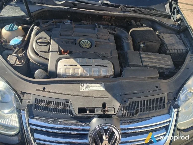 Фото 4 - Volkswagen Golf 2009