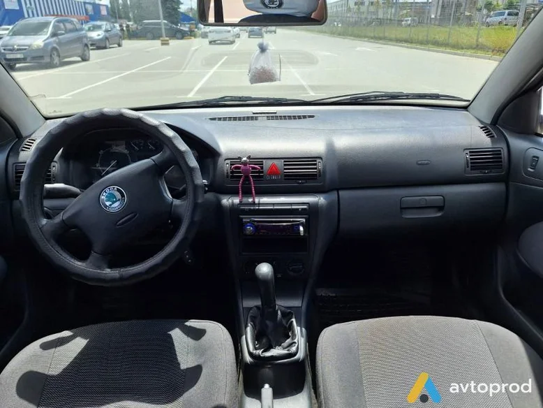 Фото 4 - Skoda Octavia 2009