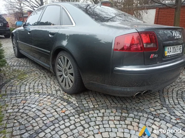 Фото 2 - Audi S8 2007