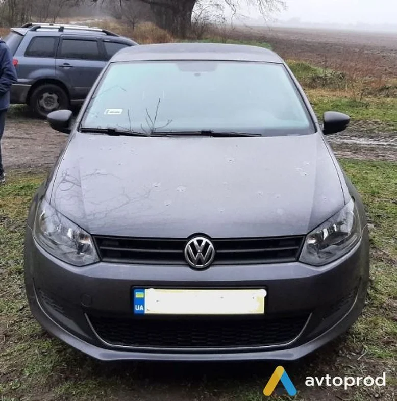Фото 4 - Volkswagen Polo 2011