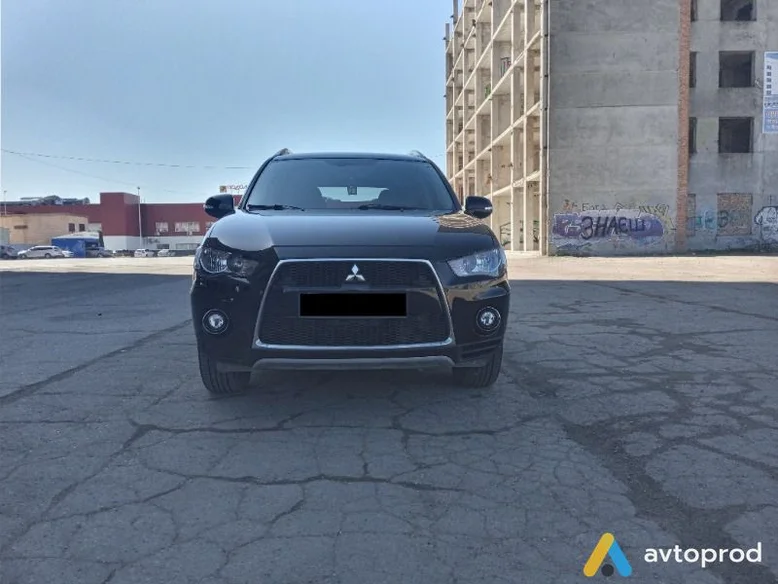 Фото 1 - Mitsubishi Outlander 2010