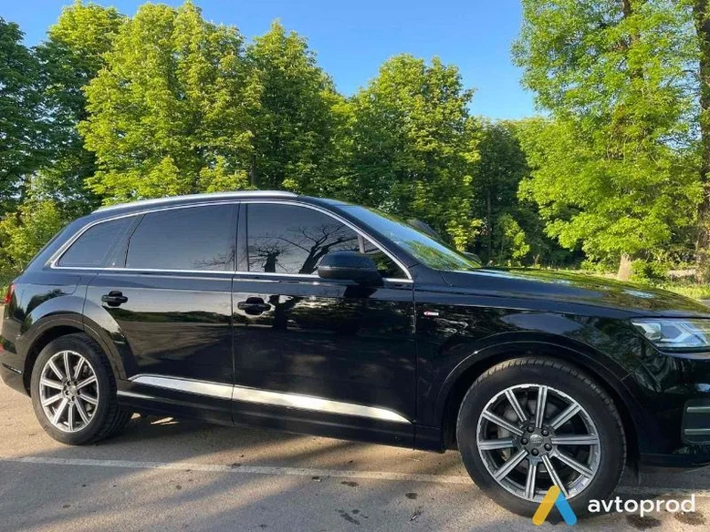 Фото 2 - Audi Q7 2017