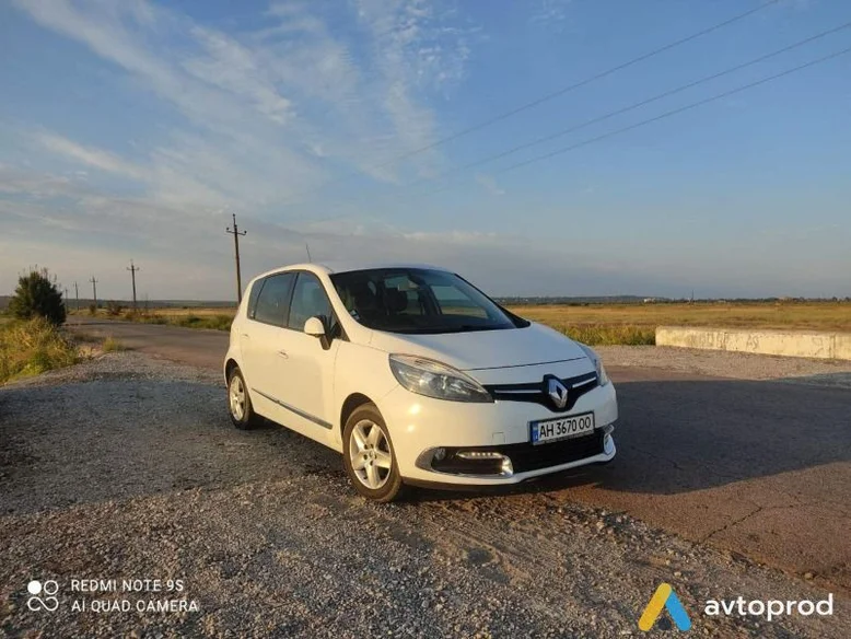 Фото 2 - Renault Scenic 2015