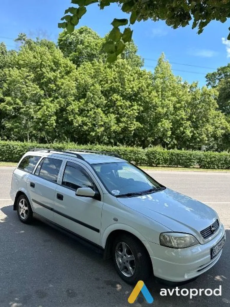 Фото 1 - Opel Astra 2000