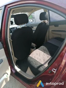 Photo 3 - Hyundai Accent 2008