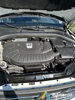 Photo 4 - Volvo XC60 2015