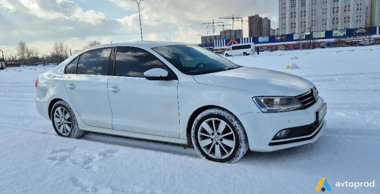 Фото 4 - Volkswagen Jetta 2016