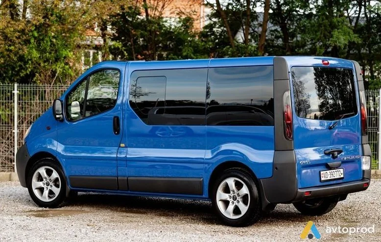 Фото 3 - Opel Vivaro 2006