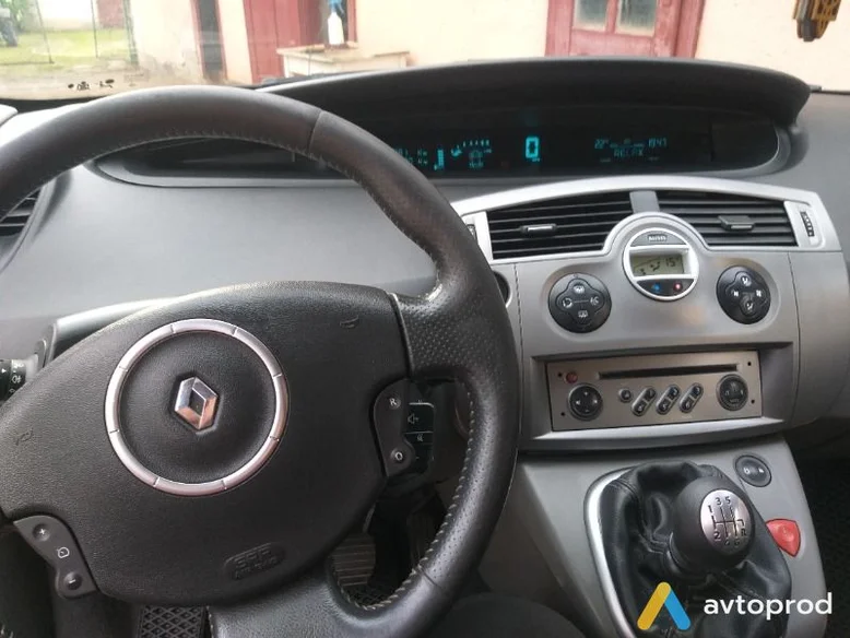 Фото 2 - Renault Megane 2008