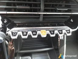 Photo 3 - Peugeot 2008 2022