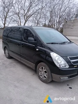 Photo 4 - Hyundai H-1 2008