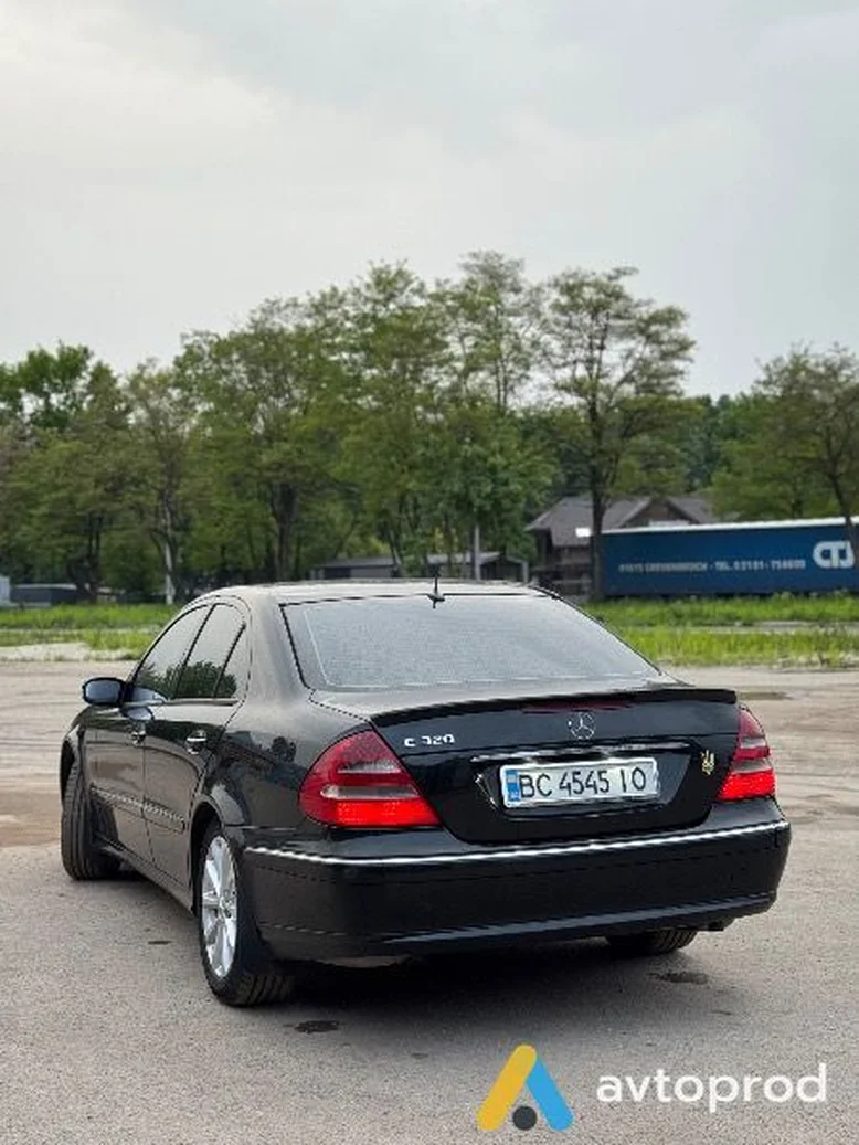Фото 4 - Mercedes-Benz E-class 2002