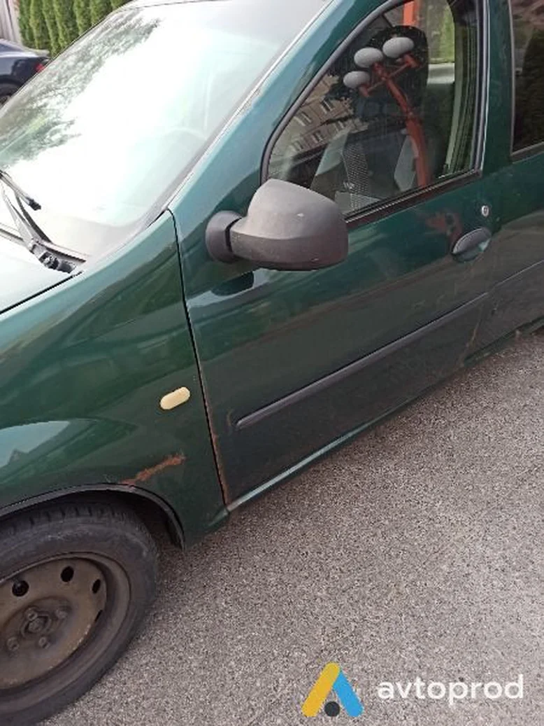 Фото 4 - Dacia Logan 2006