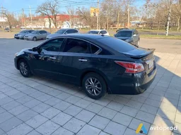 Photo 2 - Nissan Altima 2015