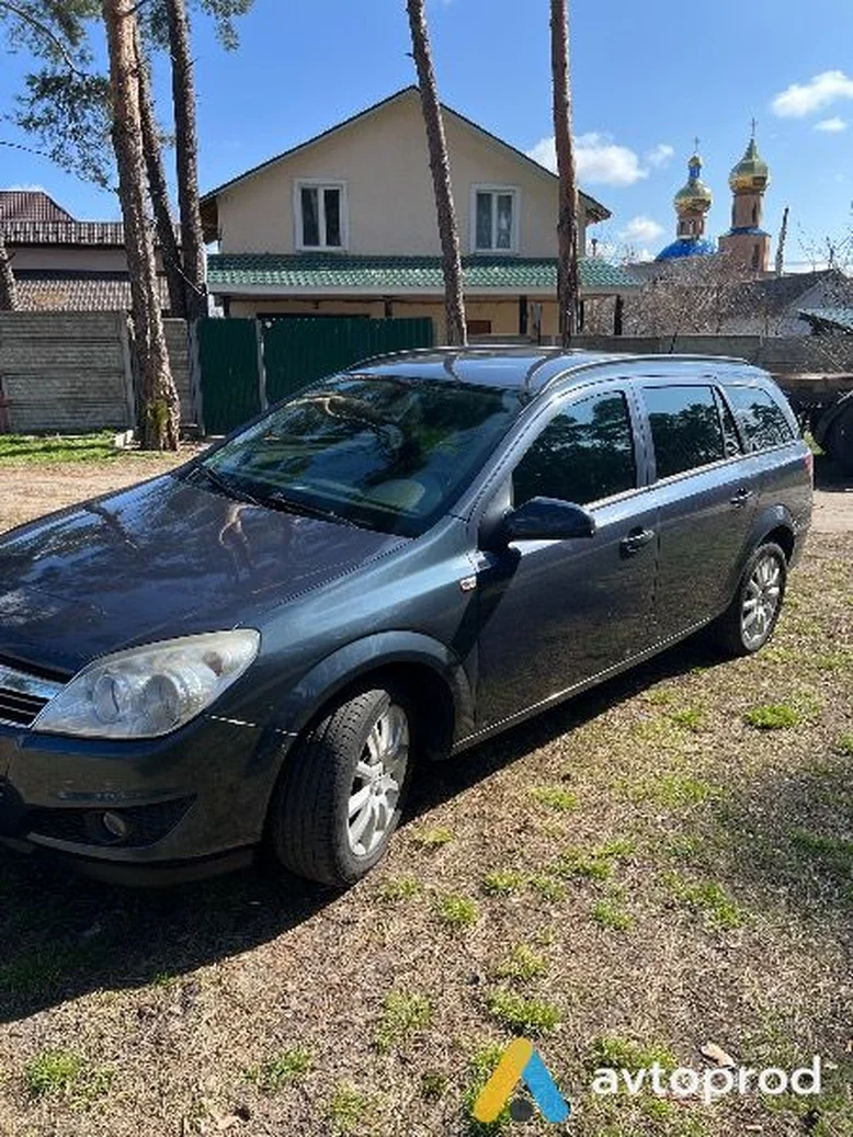 Фото 4 - Opel Astra 2009