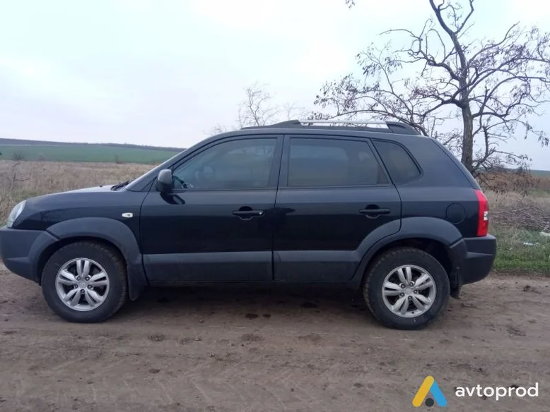 Фото 4 - Hyundai Tucson 2012