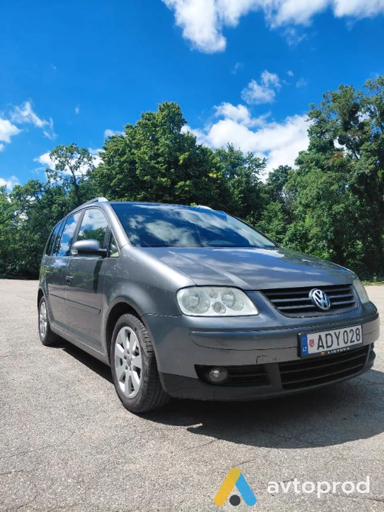 Фото 1 - Volkswagen Touran 2004