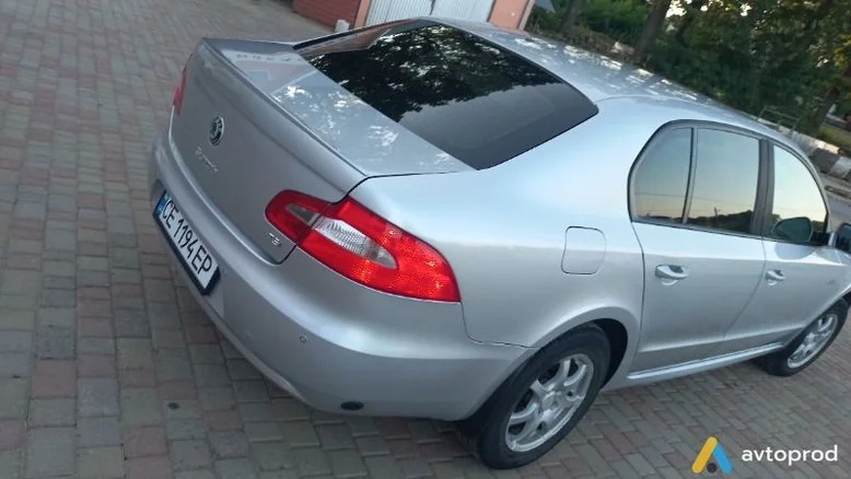 Фото 2 - Skoda Superb 2011