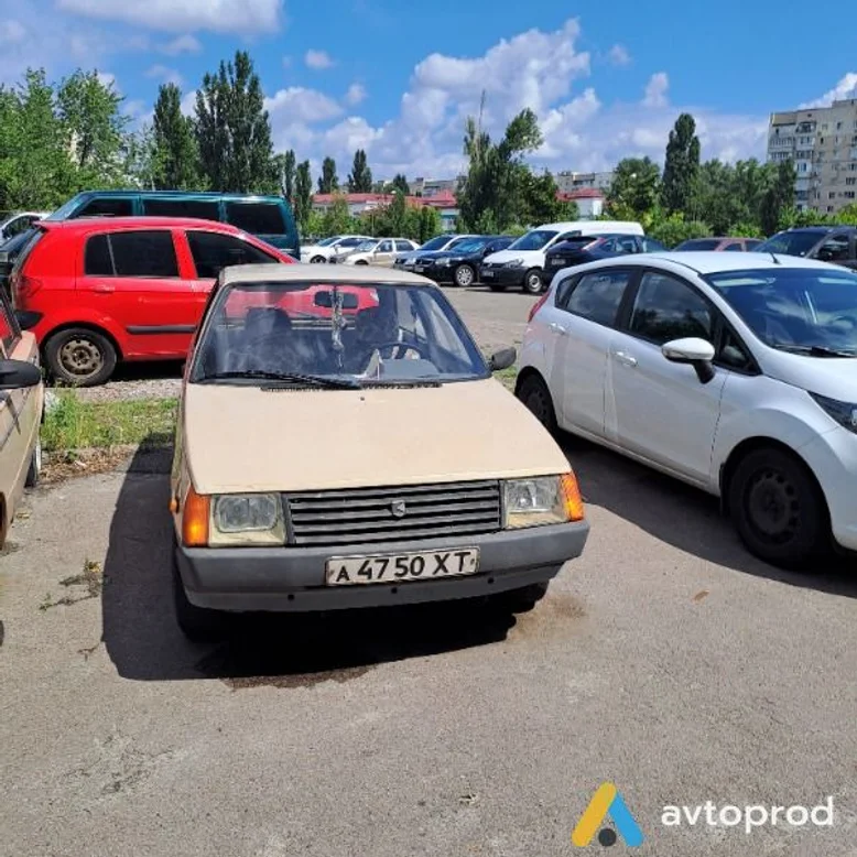 Фото 1 - ZAZ 1102 1990