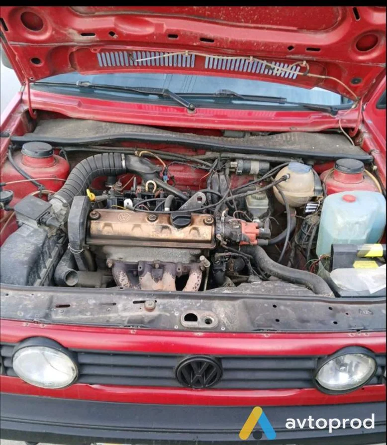 Фото 3 - Volkswagen Golf 1990