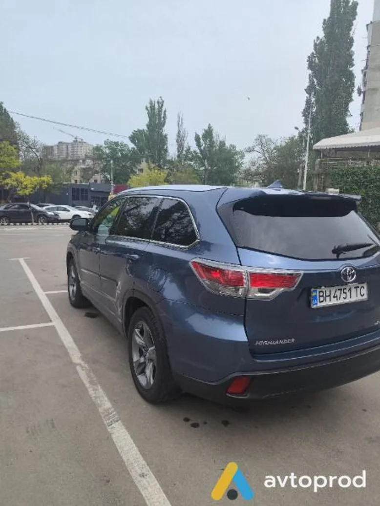 Фото 4 - Toyota Highlander 2016