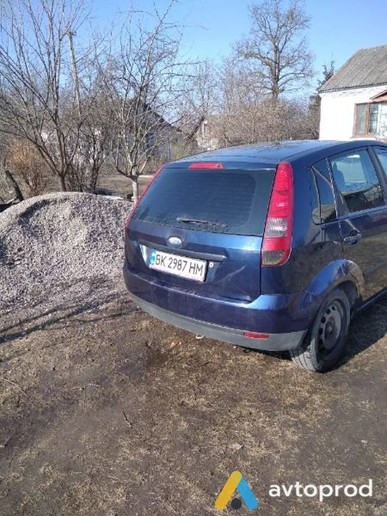 Фото 2 - Ford Fiesta 2004
