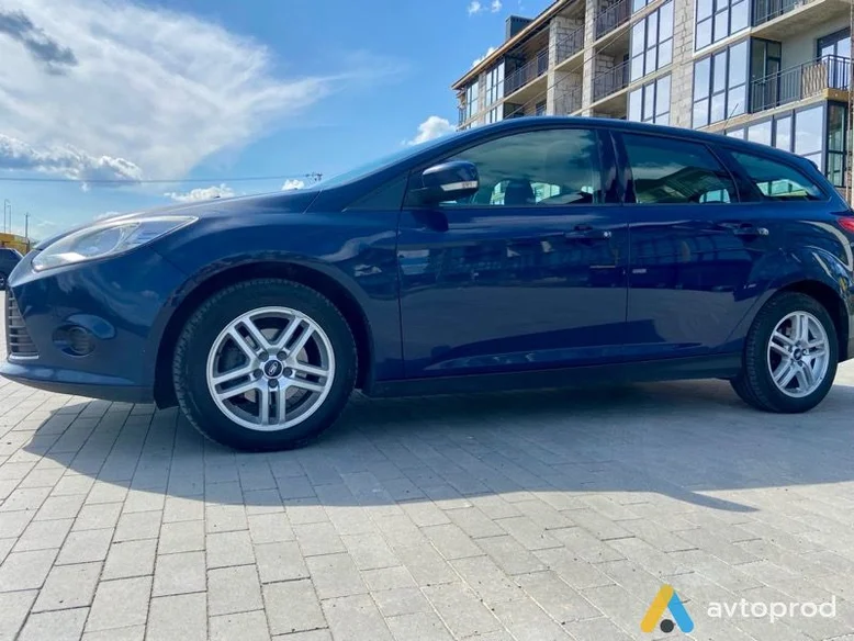 Фото 2 - Ford Focus 2013