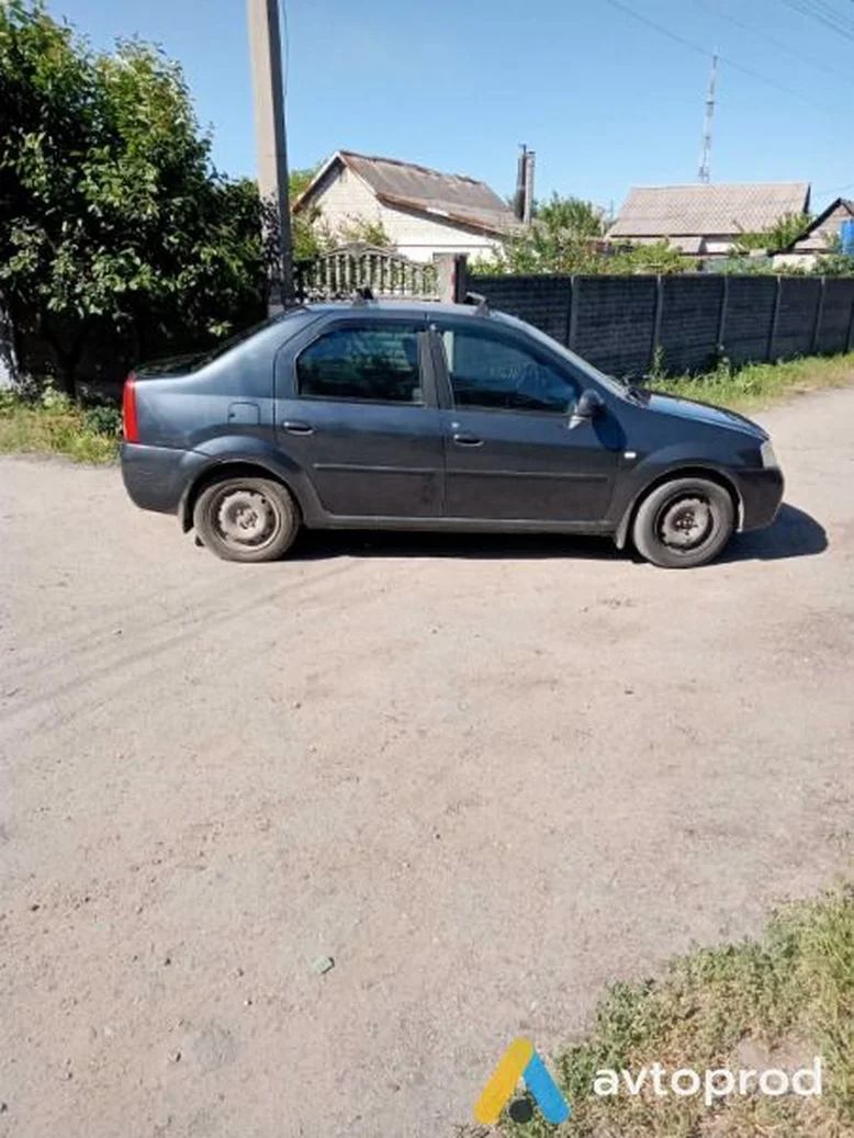 Фото 3 - Dacia Logan 2006