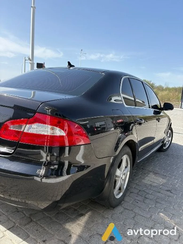 Фото 4 - Skoda Superb 2010