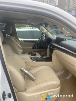 Фото 2 - Lexus LX 2016