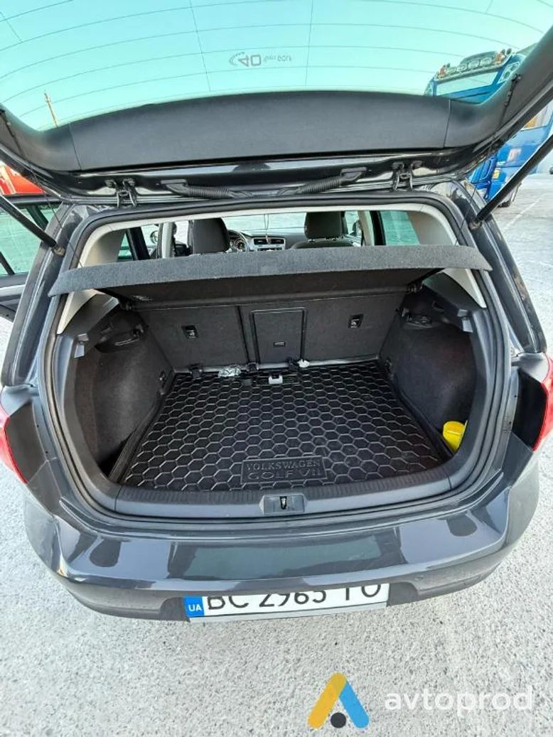 Фото 3 - Volkswagen Golf 2014