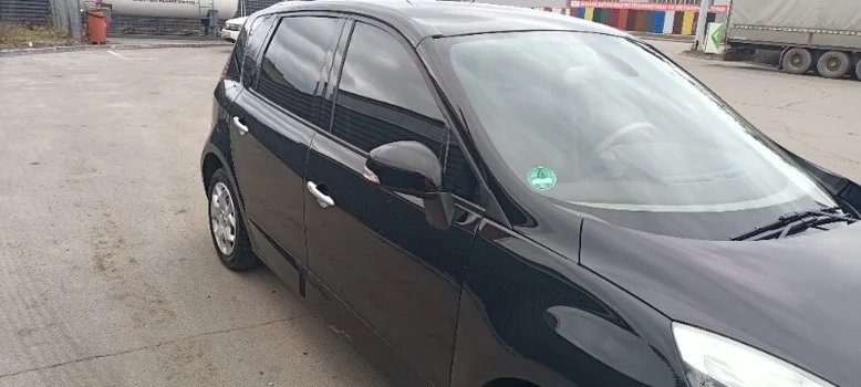 Фото 4 - Renault Grand Scenic 2011