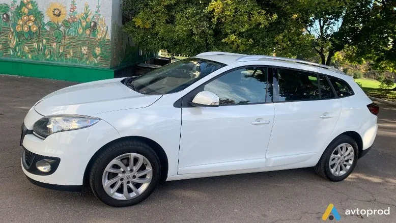 Фото 4 - Renault Megane 2013